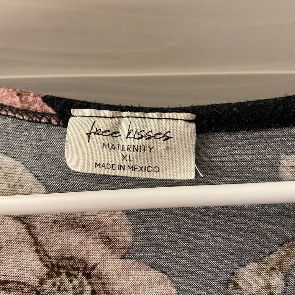 Maternity shirt